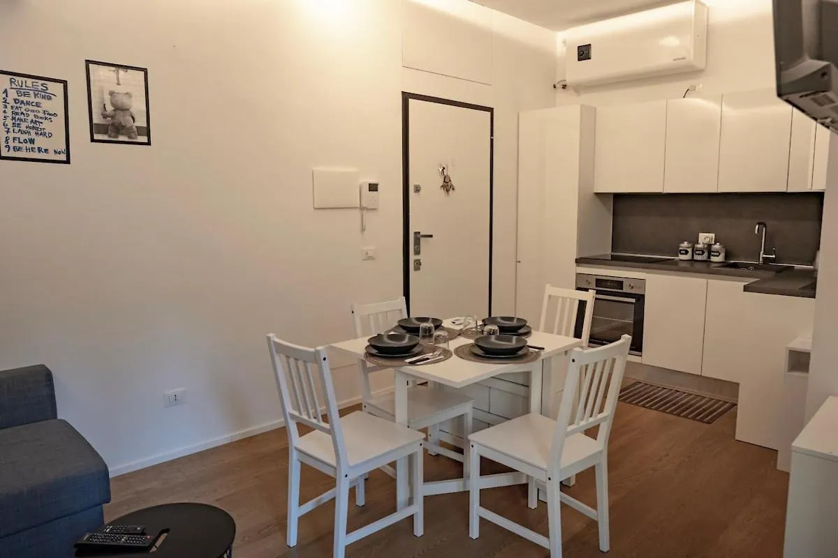 Apartament New Loft Citylife- Duomo Mediolan